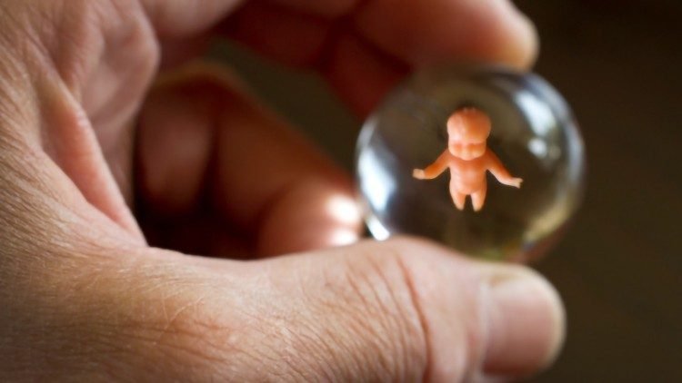 Aborto legal, tão letal quanto o Coronavírus!